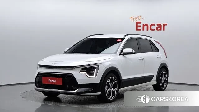 Kia Di Ol Nu Niro 2022 Белый из Кореи