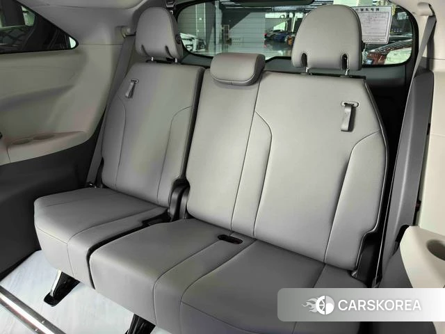 Toyota Grevia 2024 Черный из Китая