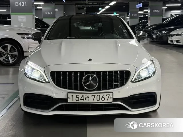 Mercedes-Benz C-Class W205 2020 Белый из Кореи