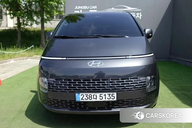 Hyundai Staria 2023 Серый из Кореи