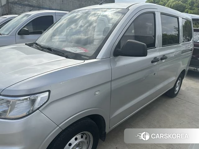 Wuling Automobile Wuling Hongguang V 2023 Серебристо-серый из Китая