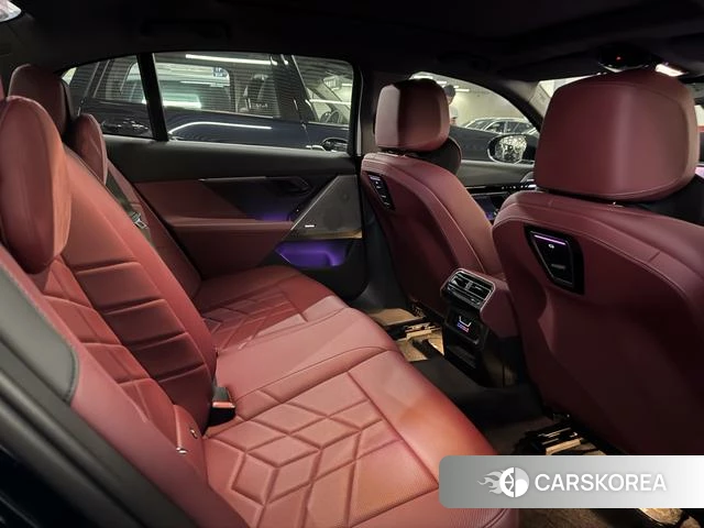 BMW 5 series 2025 Черный из Китая