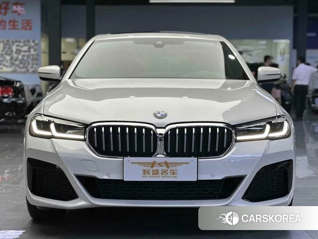 BMW 5 series 2023 Белый из Китая