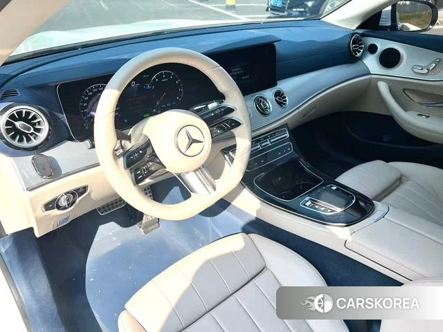 Mercedes-Benz E-class (imported) 2021 Белый из Китая