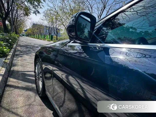 Mercedes-Benz E-class 2023 Черный из Китая