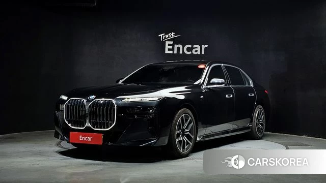 BMW 7 Series (G70) 2025 Черный из Кореи