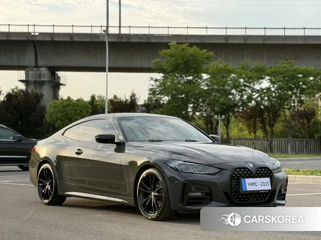 BMW 4 series 2023 Темно-серый из Китая