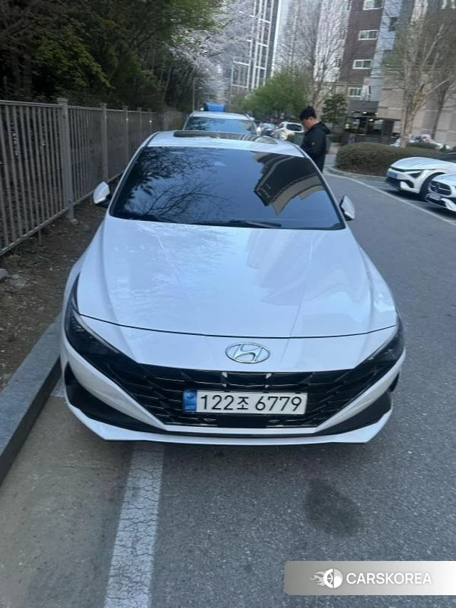 Hyundai Avante (CN7) 2022 Белый из Кореи