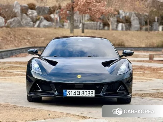 Lotus Emira 2024 Темно-зеленый из Кореи
