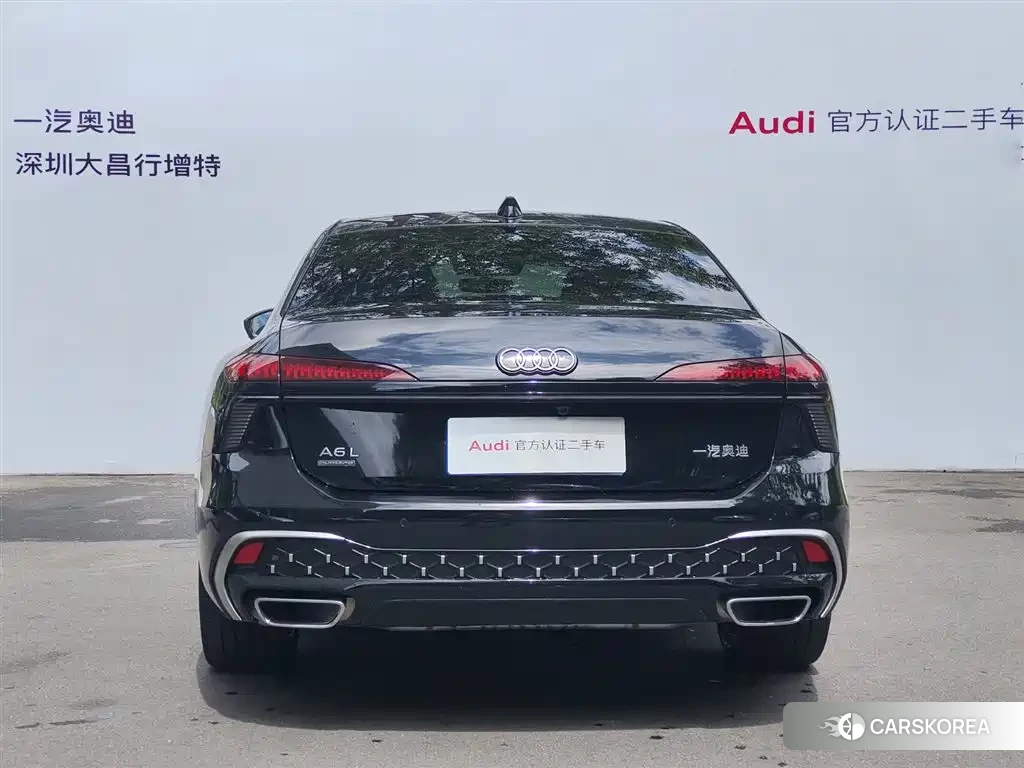 Audi A6L 2026 Черный из Китая