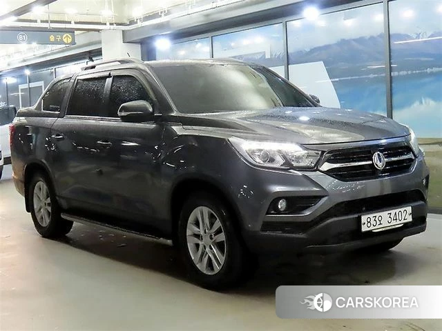 Ssangyong Rexton Sports 2018 Серый из Кореи