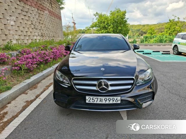 Mercedes-Benz E-Class W213 2019 Черный из Кореи