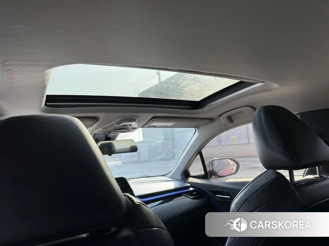 Toyota C-HR 2022 Красный из Китая