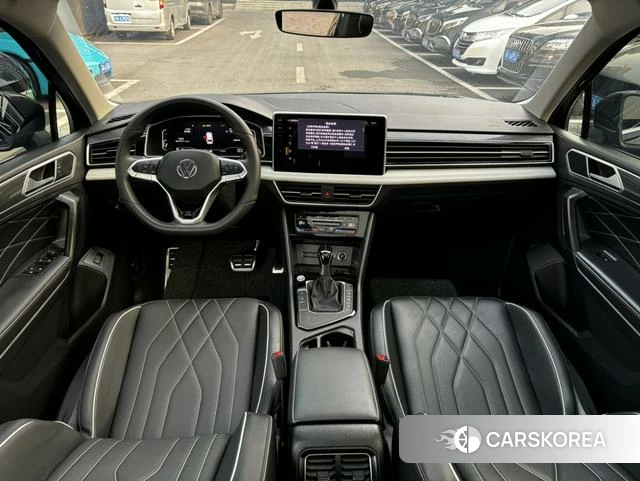 Volkswagen Tiguan L 2025 Черный из Китая