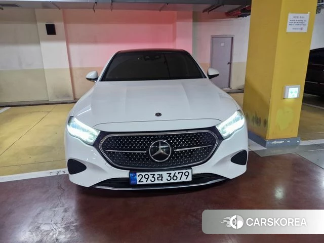 Mercedes-Benz E-Class W214 2024 Белый из Кореи