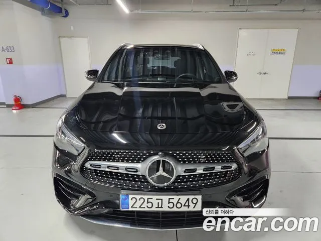 Mercedes-Benz GLA - Class H247 2024 Черный из Кореи
