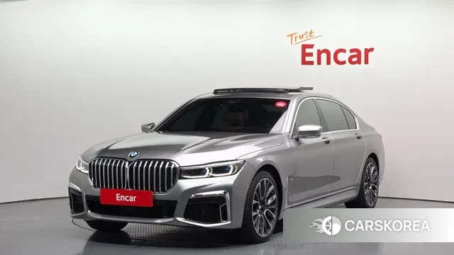 BMW 7 Series (G11) 2021 Серебристо-серый из Кореи