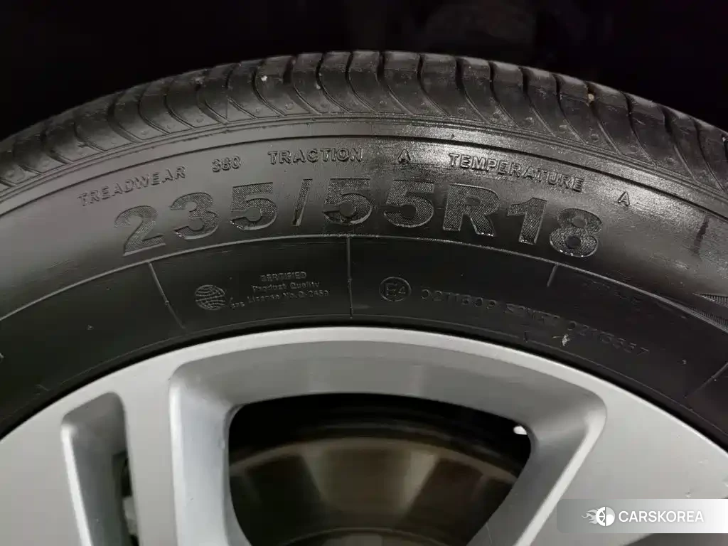 Ford Equator 2023 Черный из Китая