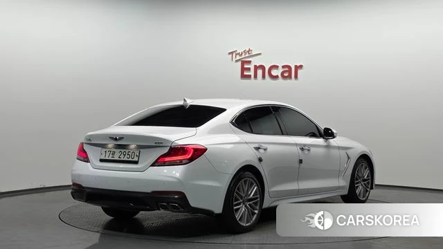 Genesis G70 2019 Белый из Кореи