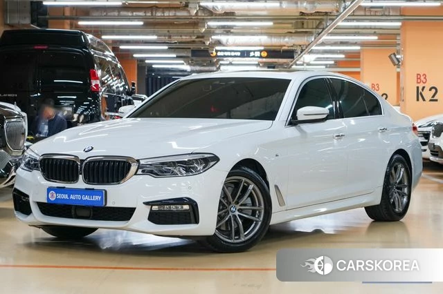 BMW 5 Series (G30) 2018 Белый из Кореи