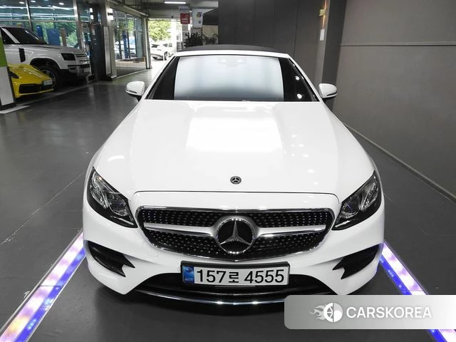 Mercedes-Benz E-Class W213 2018 Белый из Кореи