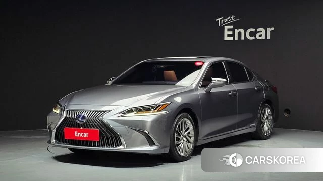 Lexus ES300h 7th generation 2019 Серый из Кореи