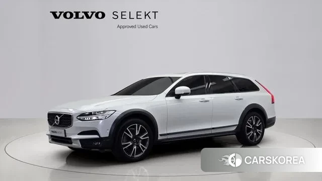 Volvo V90 Cross-Country 2019 Белый из Кореи