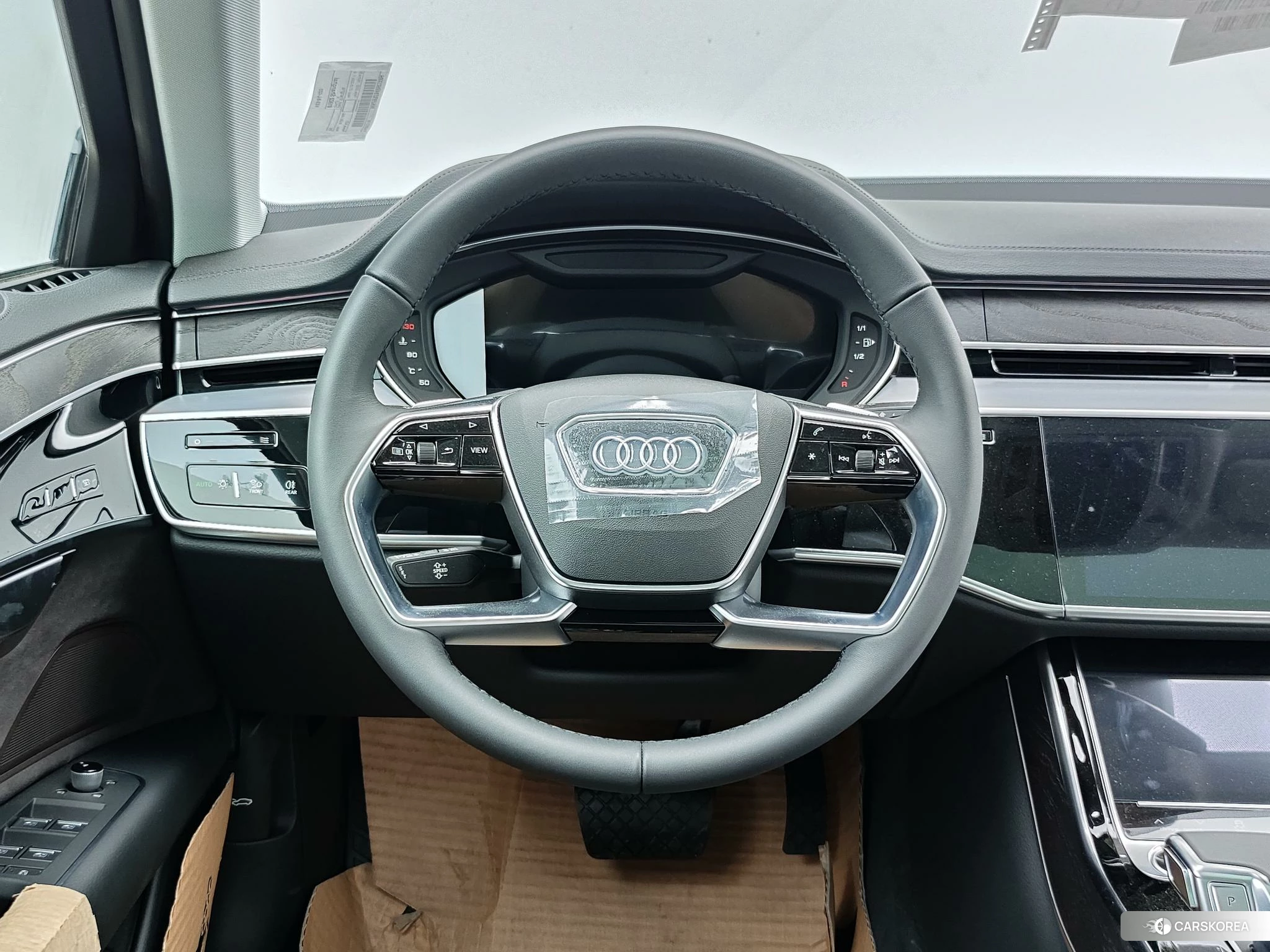 Audi A8 2024 Черный из Китая