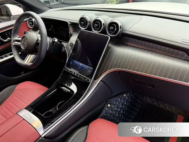 Mercedes-Benz GLC 2023 Белый из Китая