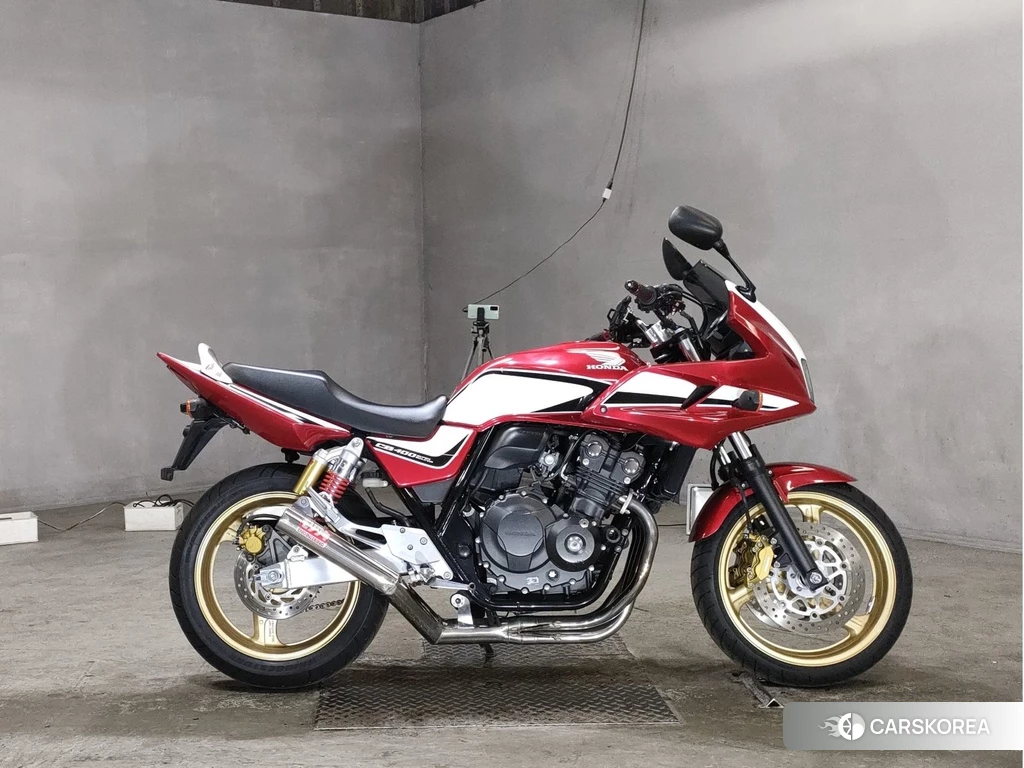 Проданный Honda CB400SF BOLDOR 2014 из Японии