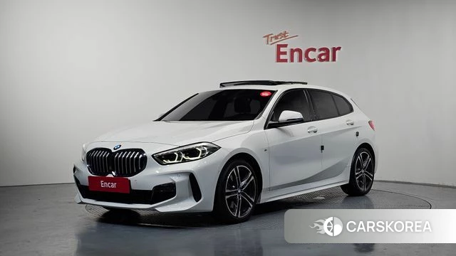 BMW 1 Series (F40) 2024 Белый из Кореи