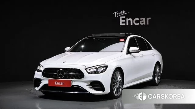 Mercedes-Benz E-Class W213 2022 Белый из Кореи