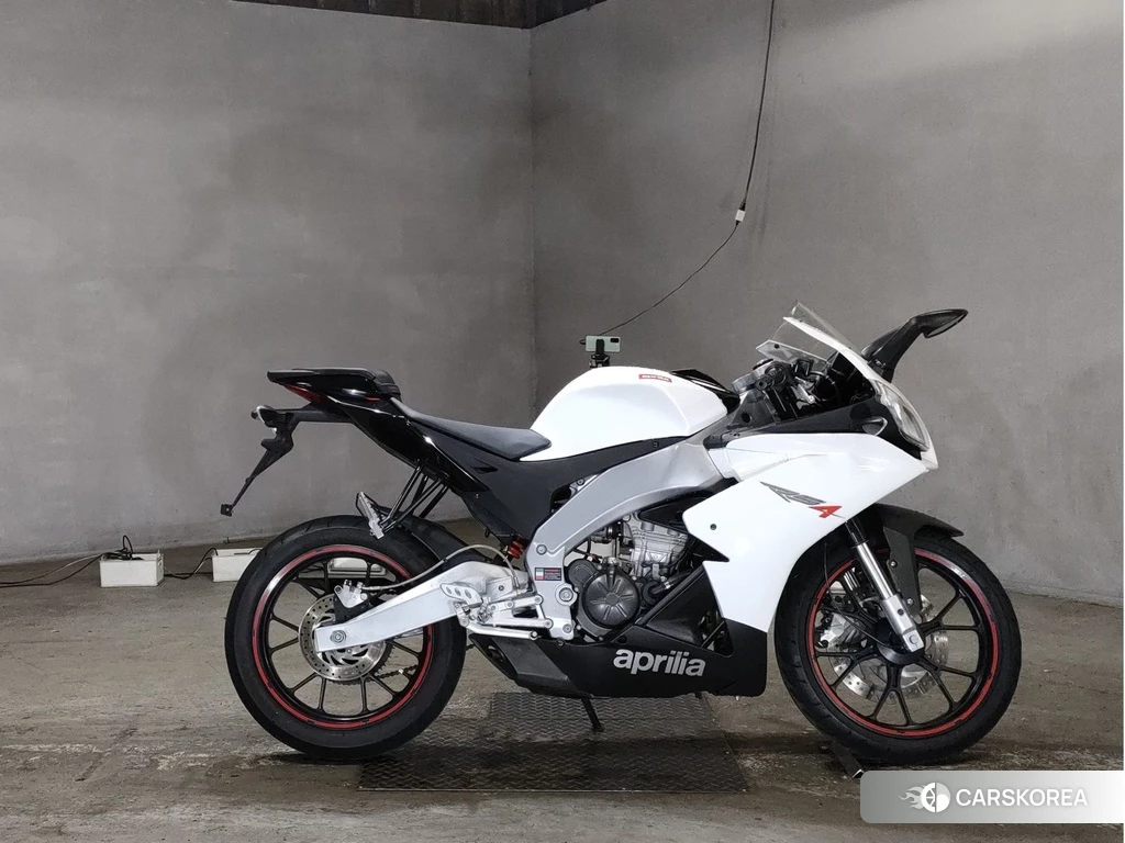 Проданный Aprilia RS4 125 2012 из Японии