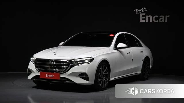 Mercedes-Benz E-Class W214 2025 Белый из Кореи