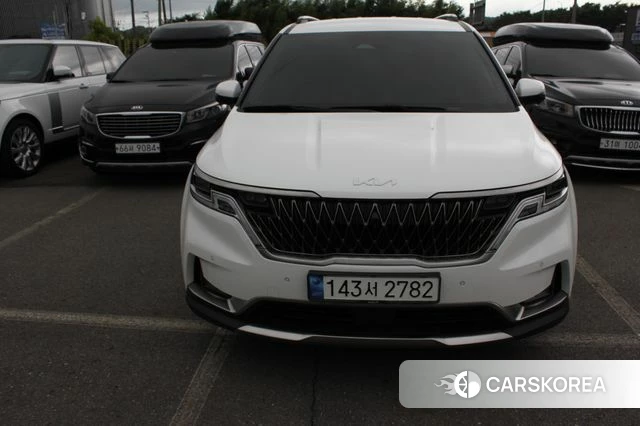 Kia Carnival 4th generation 2023 Белый из Кореи