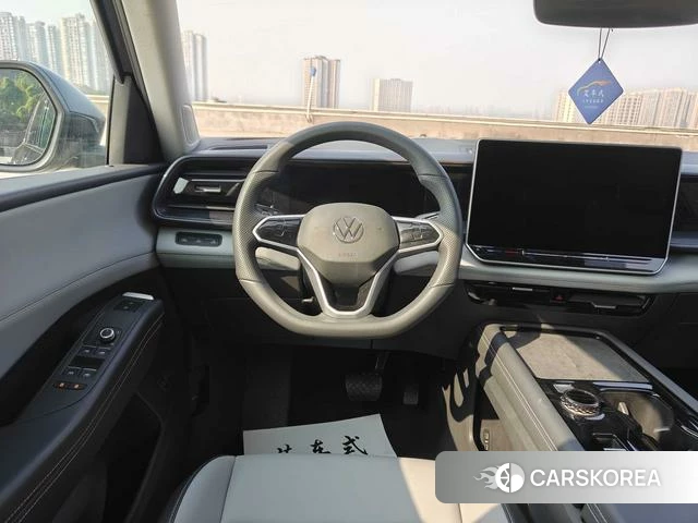 Volkswagen Tourang 2025 Черный из Китая