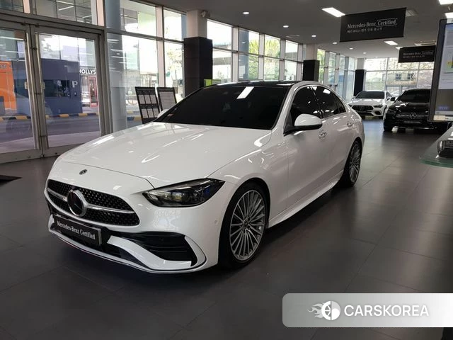 Mercedes-Benz C-Class W206 2023 Белый из Кореи