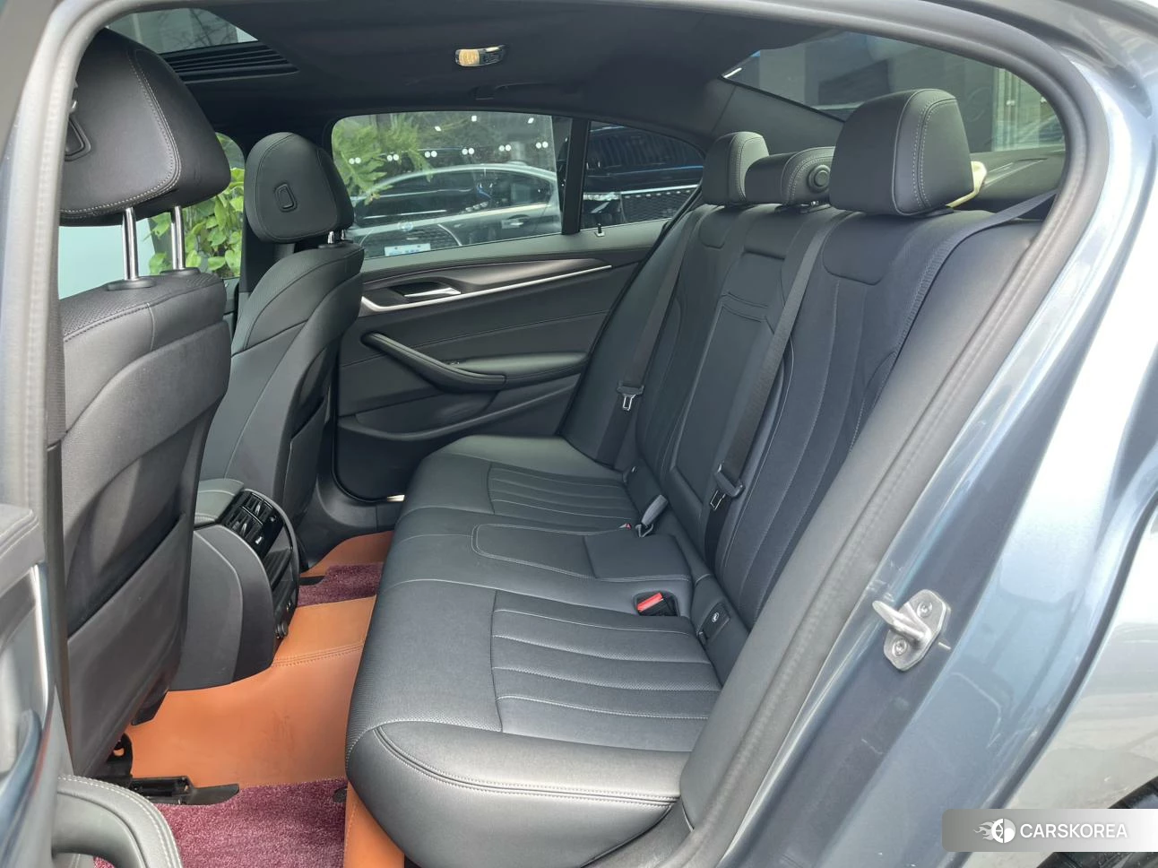 BMW 5 series (imported) 2020 Темно-серый из Китая