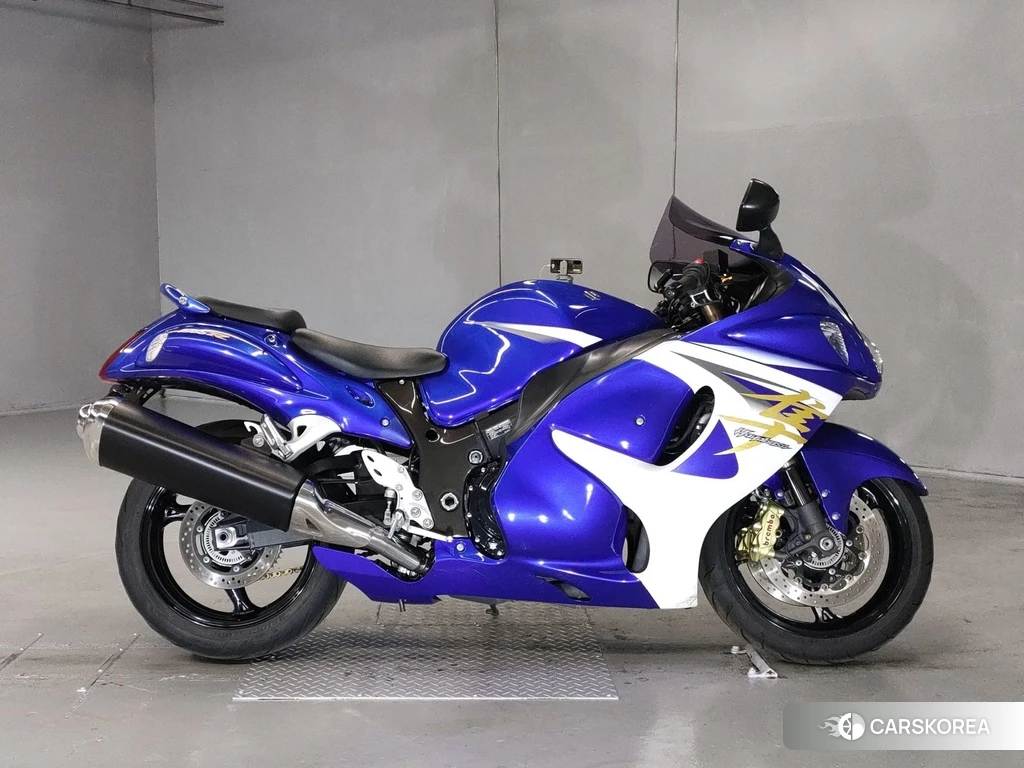 Проданный Suzuki GSX1300R HAYABUSA 2014 из Японии
