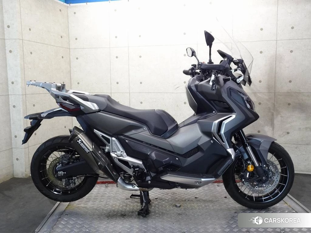 Проданный Honda X-ADV 750 2020 из Японии