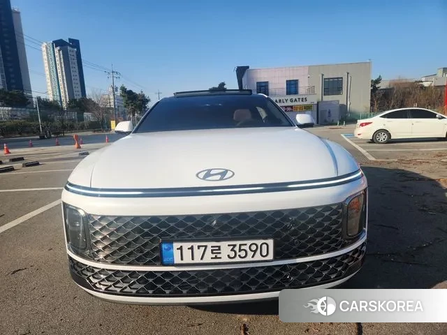 Hyundai Grandeur Hybrid (GN7) 2025 Белый из Кореи
