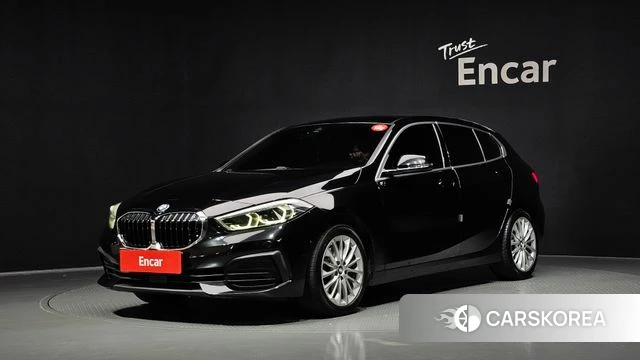 BMW 1 Series (F40) 2021 Черный из Кореи