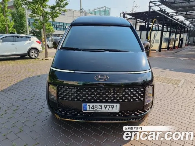 Hyundai Staria 2023 Черный из Кореи
