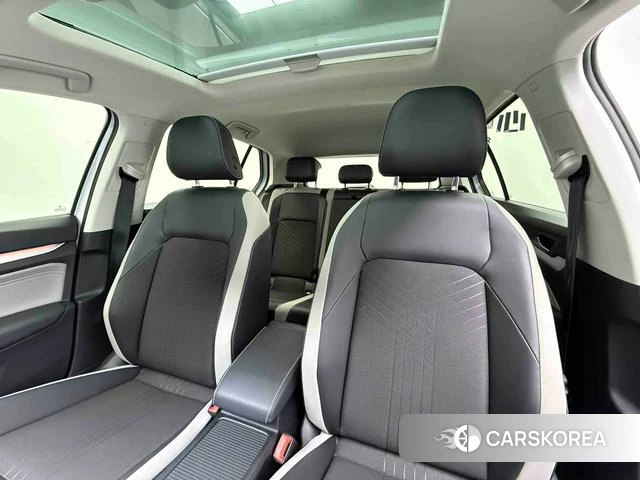 Volkswagen Golf 2021 Белый из Китая