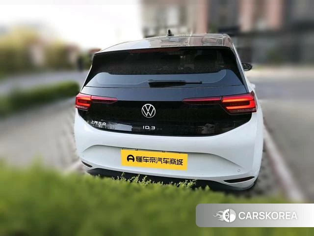 Volkswagen ID.3 2025 Белый из Китая