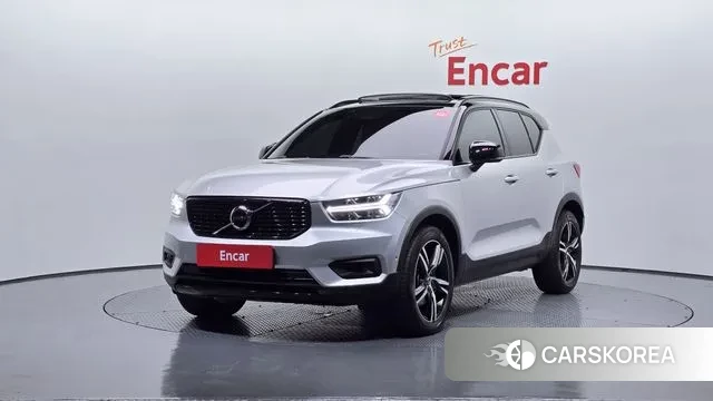 Volvo XC40 2018 Серебряный из Кореи