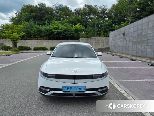 Hyundai Ionic 5 2021 Белый из Кореи