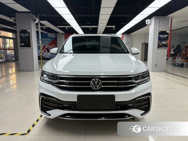 Volkswagen Tiguan L 2023 Белый из Китая