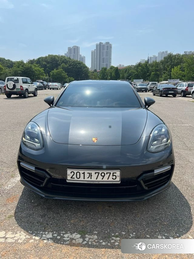 Porsche Panamera (971) 2019 Серый из Кореи