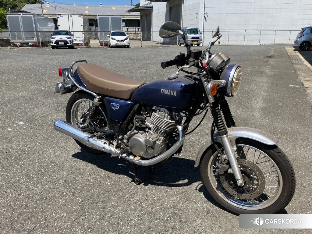 Проданный Yamaha SR 400 2021 из Японии